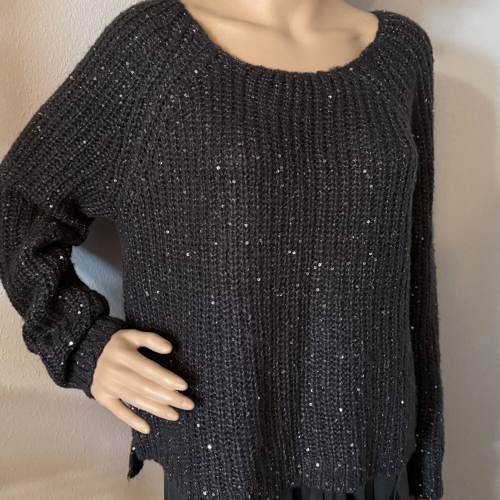Jennifer Lopez dark gray sweater with sequins, soft large woman sweater